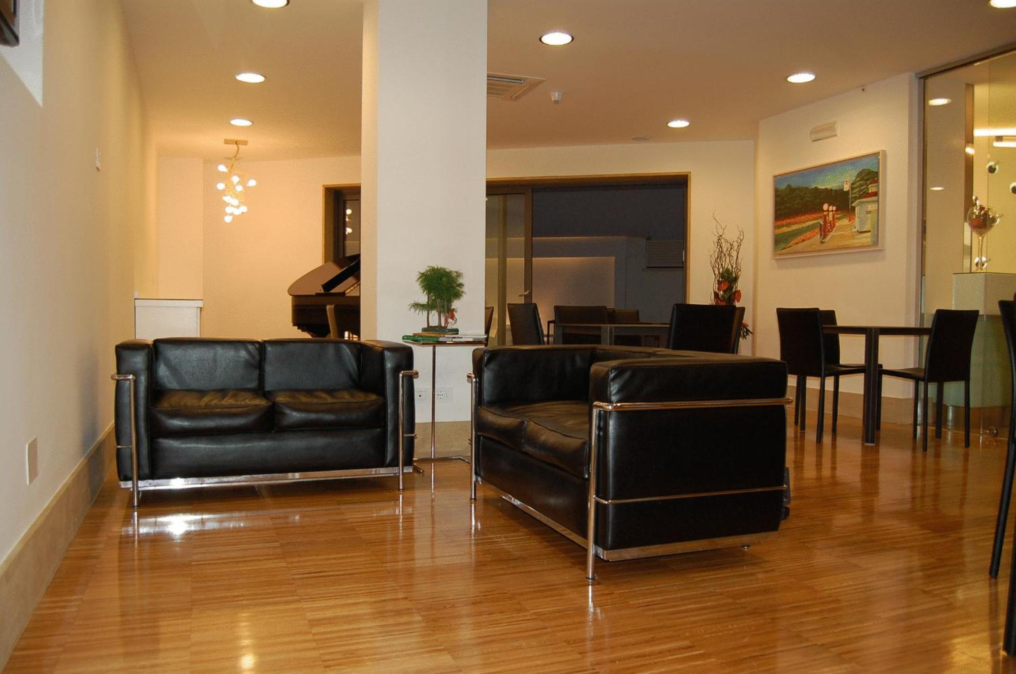 Hotel Del Conte Fondi Ngoại thất bức ảnh