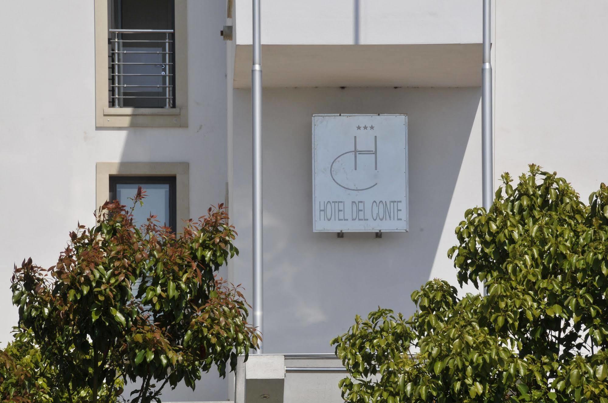 Hotel Del Conte Fondi Ngoại thất bức ảnh